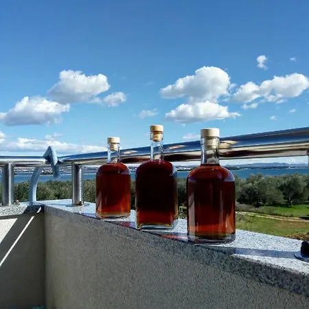 公寓 Grand Vista *