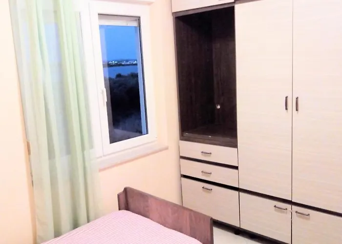 Grand Vista Apartamento Tkon