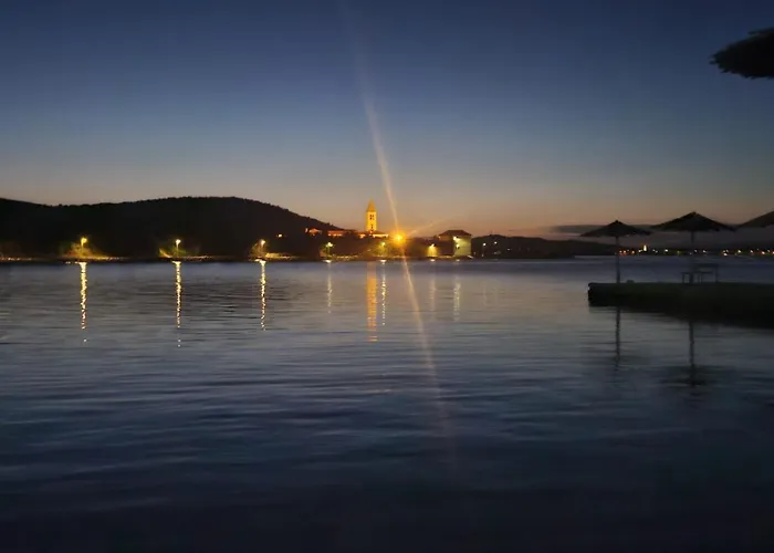 Grand Vista Apartman Tkon